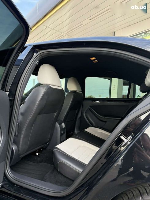 Volkswagen Jetta 2015 - фото 11