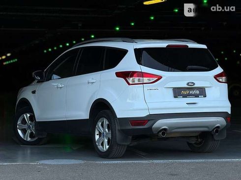 Ford Kuga 2013 - фото 17