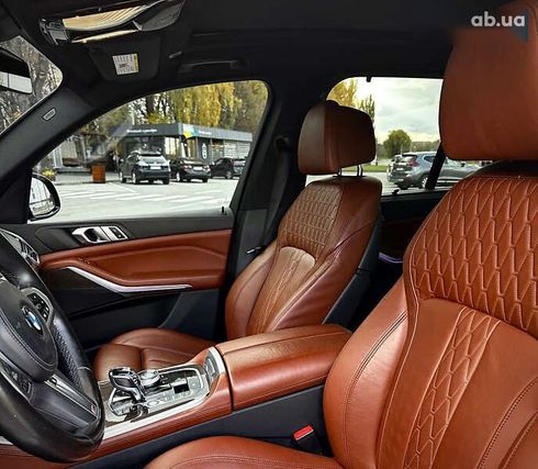 BMW X5 2022 - фото 12