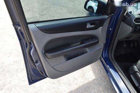 Ford Focus 2010 - фото 5