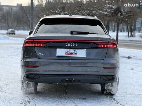 Audi Q8 2019 - фото 12