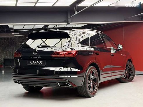 Volkswagen Touareg 2021 - фото 17
