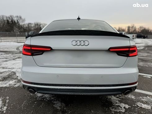 Audi A4 2018 белый - фото 5