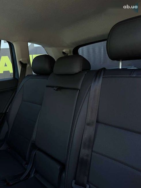 Volkswagen Tiguan 2019 - фото 15