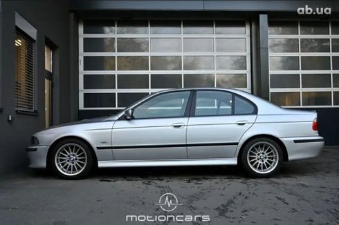 BMW 5 серия 2002 серый - фото 3