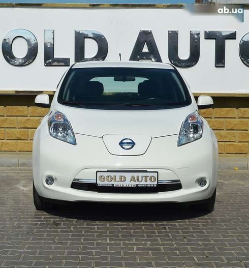 Nissan Leaf 2015 - фото 3
