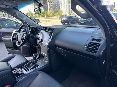 Toyota Land Cruiser Prado 2023 - фото 28