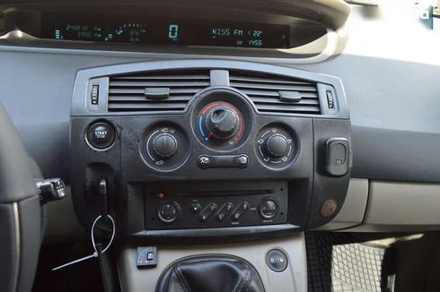 Renault Scenic 2005 - фото 24