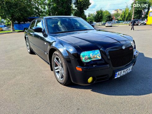 Chrysler 300C 2005 черный - фото 4
