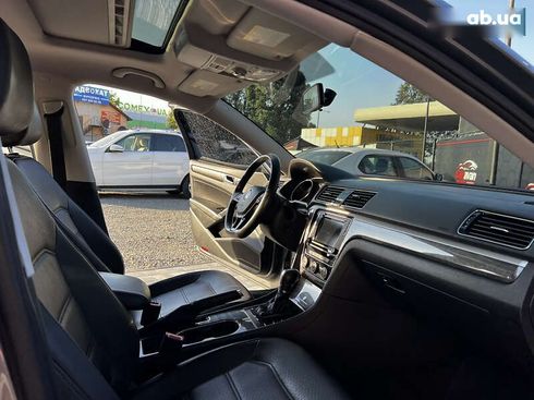 Volkswagen Passat 2017 - фото 21