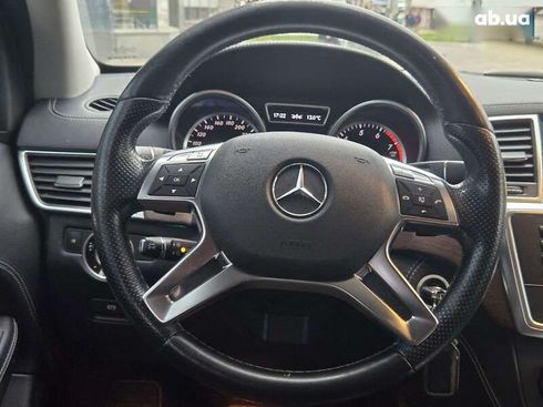 Mercedes-Benz M-Класс 2013 - фото 26