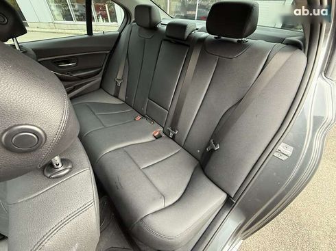 BMW 3 серия 2017 - фото 19