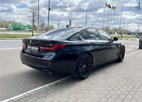 BMW 5 серия 2020 - фото 11