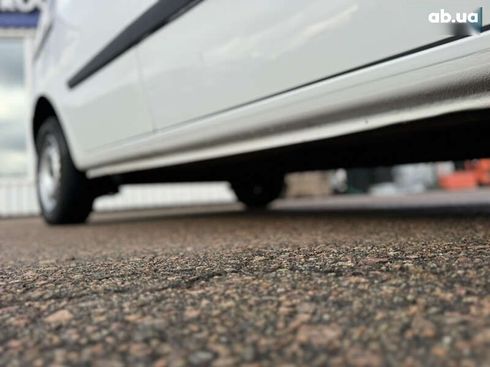 Renault Kangoo 2022 - фото 23