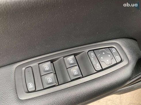 Renault Megane 2016 - фото 13