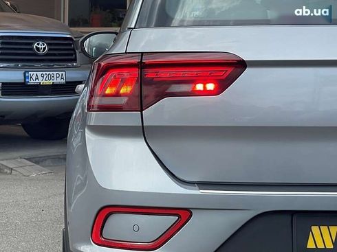 Volkswagen T-Roc 2023 - фото 16