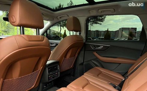 Audi Q7 2023 - фото 13