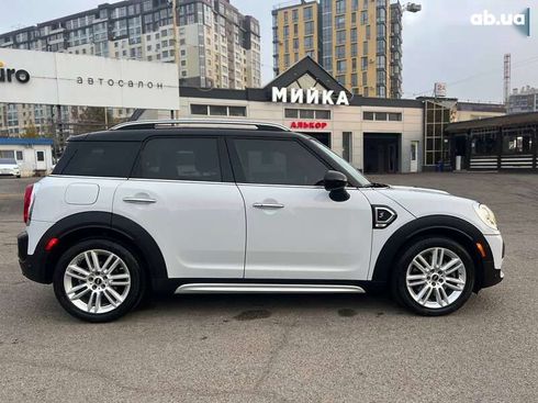 MINI Countryman 2017 - фото 18