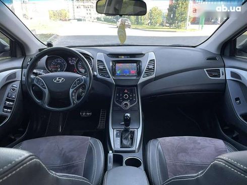 Hyundai Elantra 2014 - фото 15