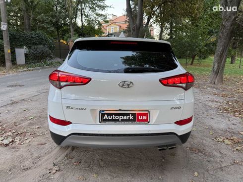 Hyundai Tucson 2017 белый - фото 7