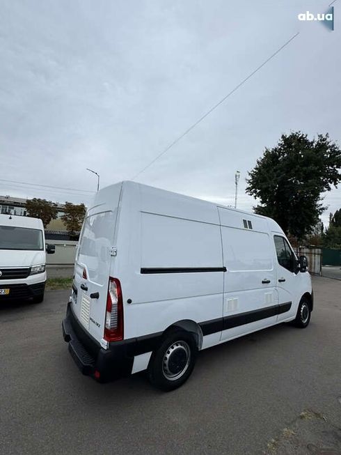 Renault Master 2021 - фото 8
