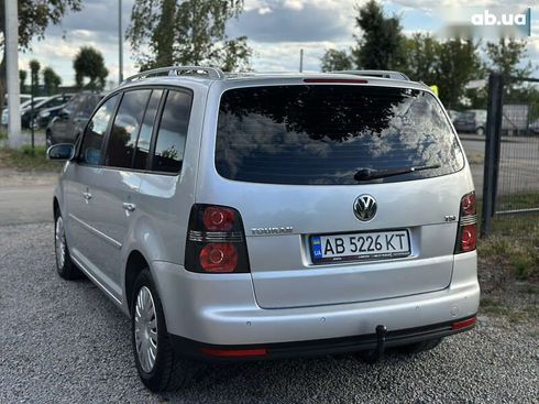 Volkswagen Touran 2008 - фото 18