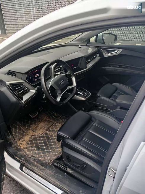 Audi Q4 e-tron 2023 - фото 4