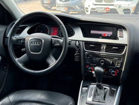 Audi A4 2010 серый - фото 30