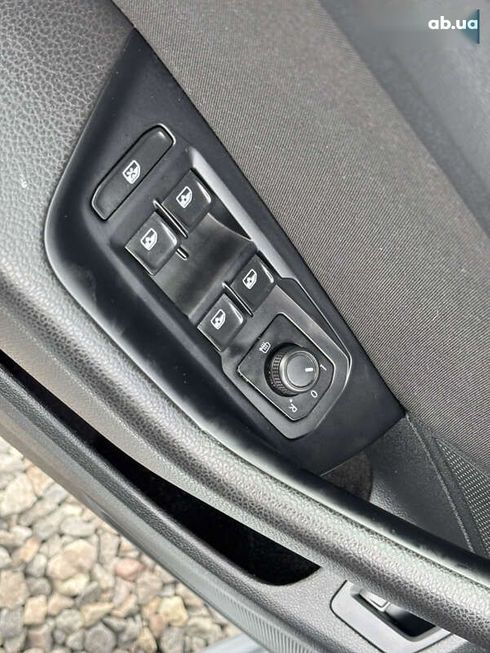 Volkswagen Passat 2022 - фото 19