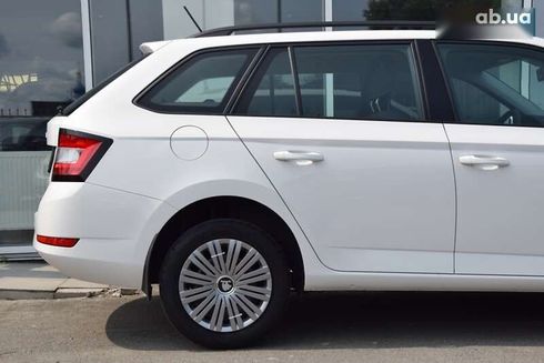 Skoda Fabia 2021 - фото 17