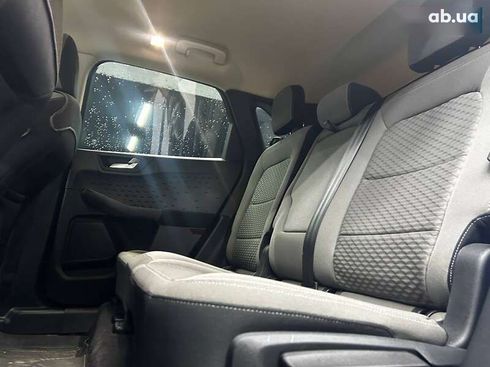 Ford Escape 2020 - фото 17