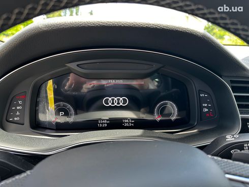 Audi Q8 2024 серый - фото 11