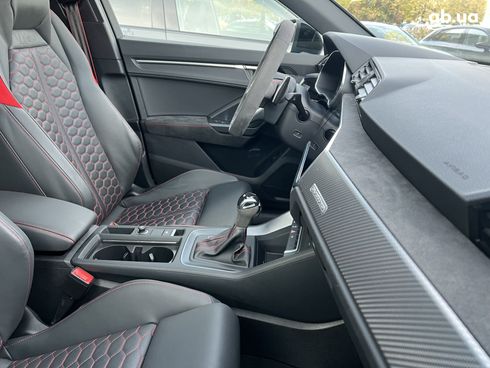 Audi RS Q3 2022 - фото 10