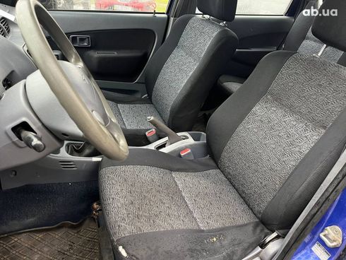 Daihatsu Terios 2000 синий - фото 14