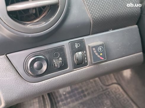 Chevrolet Aveo 2008 черный - фото 16