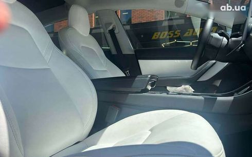 Tesla Model 3 2019 - фото 12