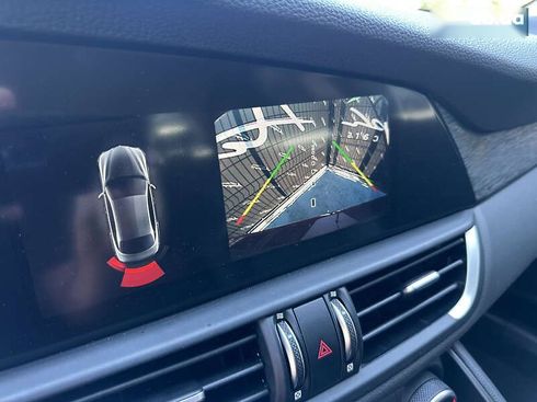 Alfa Romeo Giulia 2020 - фото 15
