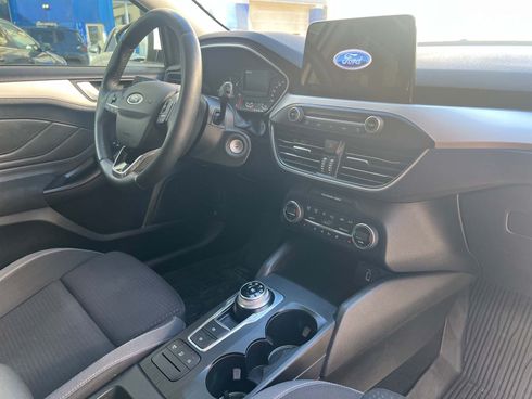 Ford Focus 2019 белый - фото 19