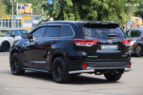 Toyota Highlander 2017 - фото 5