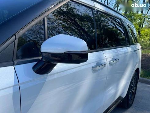 Kia Carnival 2023 - фото 6