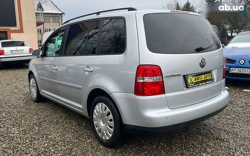 Volkswagen Touran 2005 - фото 4