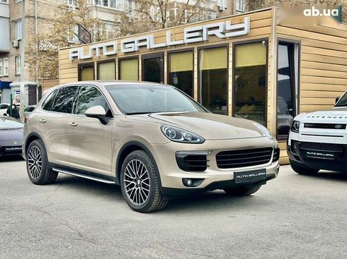 Porsche Cayenne 2015 - фото 6