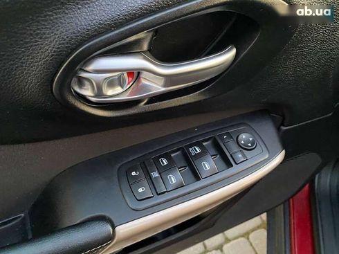 Jeep Cherokee 2016 - фото 12