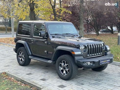 Jeep Wrangler 2021 - фото 17