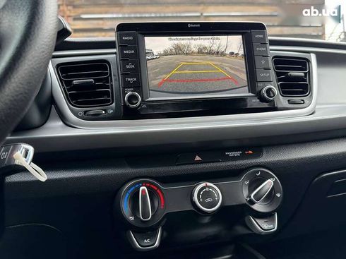 Kia Rio 2020 - фото 26