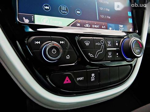 Chevrolet Bolt 2021 - фото 16