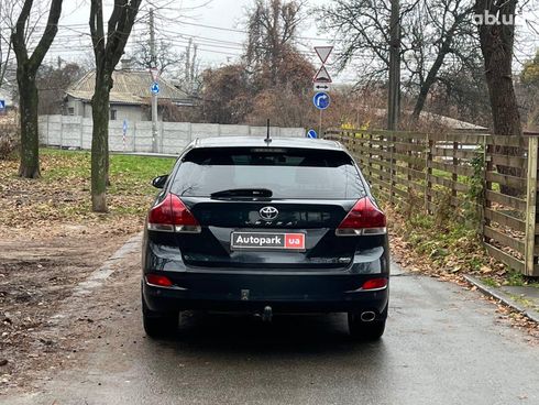 Toyota Venza 2013 серый - фото 17