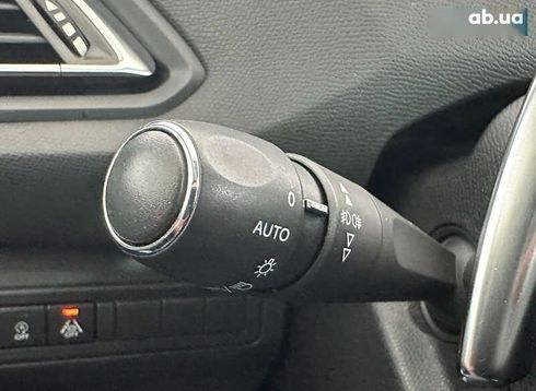 Peugeot 308 2018 - фото 16