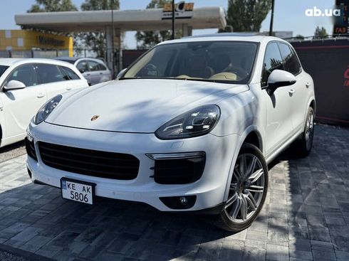 Porsche Cayenne 2016 - фото 9