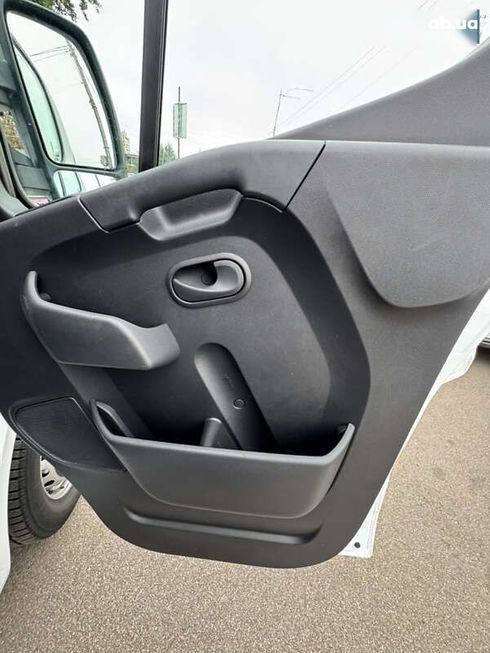 Renault Master 2021 - фото 23